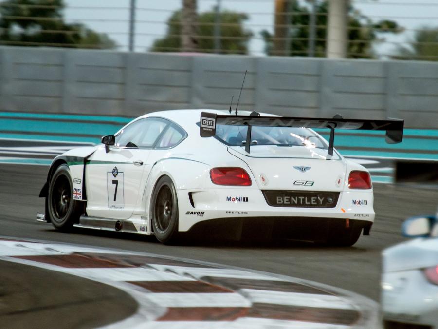  Bentley Continental GT3 2013 года  (фото 23 из 33)